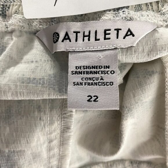 Athleta Trekkie Convertible Hike Pants‎ Size 22 Floral Ripstop NWT PT-2093 - Picture 12 of 16